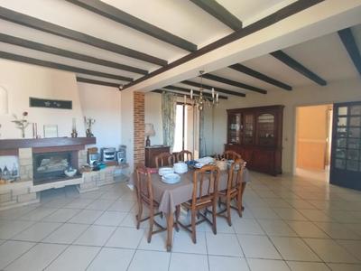 Propriété - 187 m² - 6 pièces