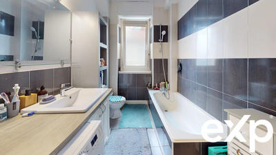 Maison - 189 m² - 8 pièces