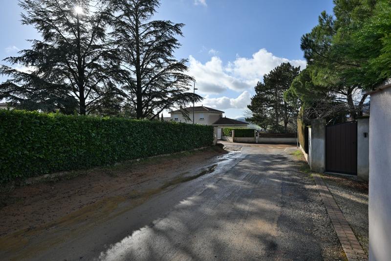 Terrain constructible - 415 m²