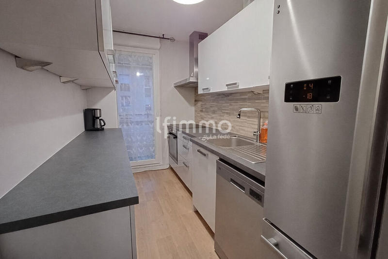 Appartement - 60 m² - 3 pièces