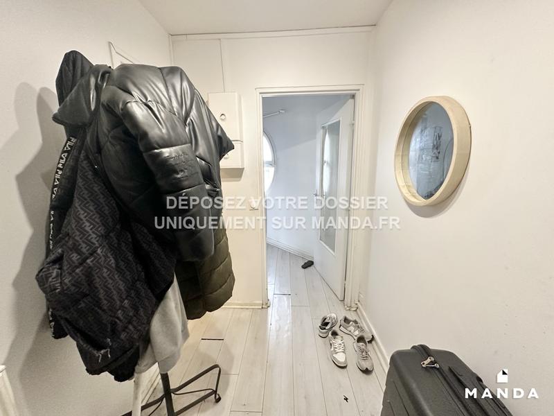 Chambre - 10 m² - 6 pièces