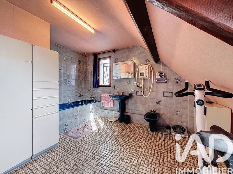 Maison - 138 m² - 6 pièces