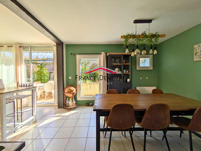 Maison - 112 m² - 6 pièces