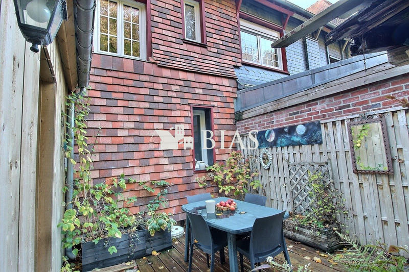 Maison - 147 m² - 8 pièces