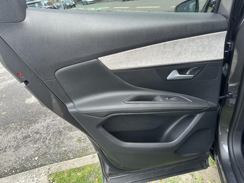 Peugeot 3008 Hybrid 225 Gt e-Eat8