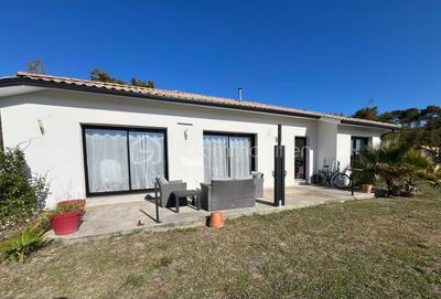 Maison - 103 m² - 4 pièces