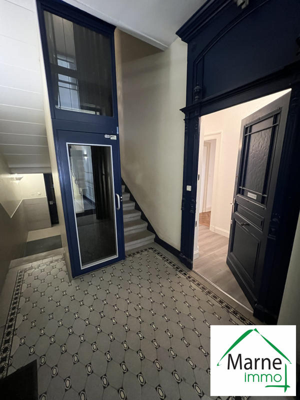 Local d'activités - 70 m²