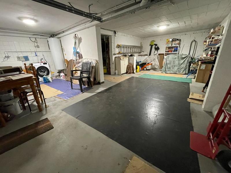 Maison - 180 m² - 9 pièces