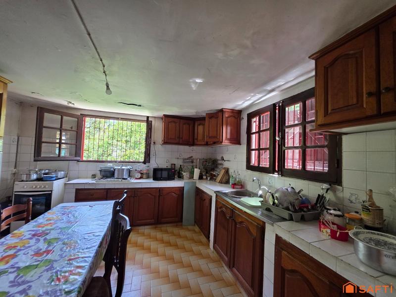 Maison - 262 m² - 10 pièces