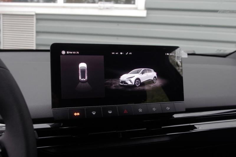 Mg Mg4 Electric 51kwh - 125 Kw 2wd Standard