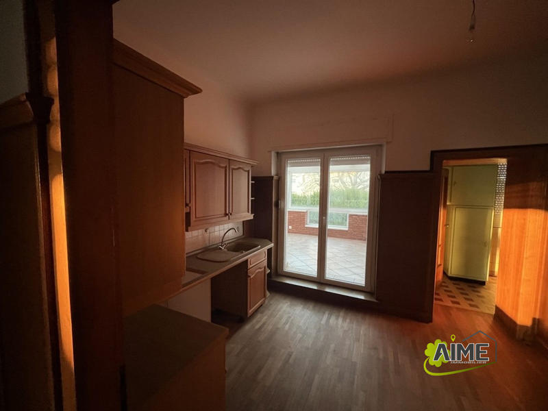 Maison - 207 m² - 10 pièces