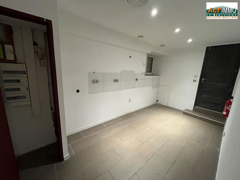 Local commercial - 850 m²