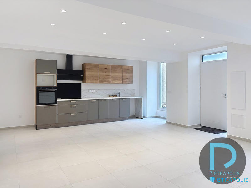 Duplex - 104 m² - 5 pièces