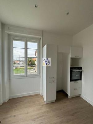 Maison de ville - 90 m² - 3 pièces