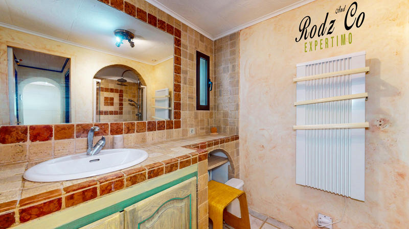 Maison - 90 m² - 3 pièces