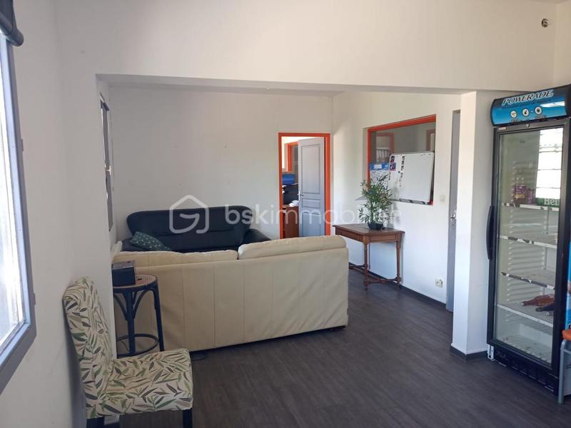 Entrepôt - 1 485 m² - 15 pièces