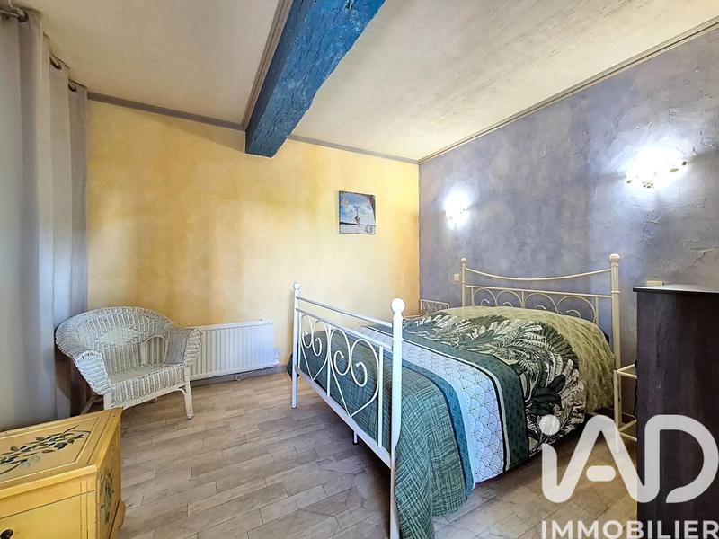 Maison - 185 m² - 7 pièces