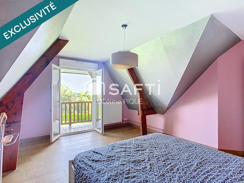 Maison - 255 m² - 9 pièces