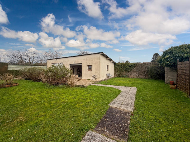 Maison traditionnelle - 81 m² - 4 pièces