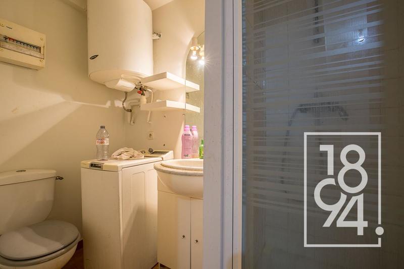 Immeuble - 153 m² - 10 pièces