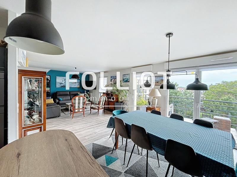 Appartement - 94 m² - 3 pièces