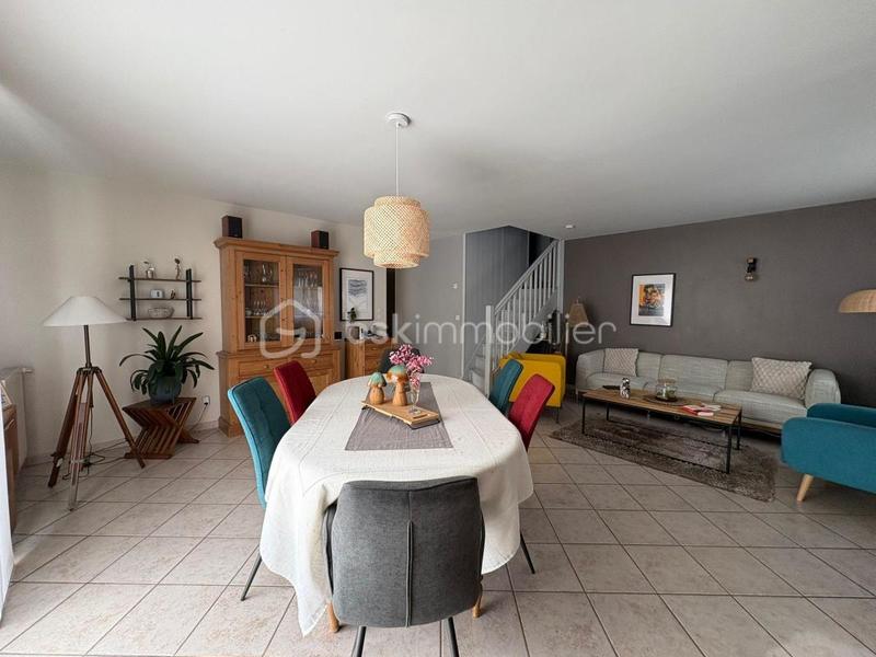 Maison - 136 m² - 6 pièces