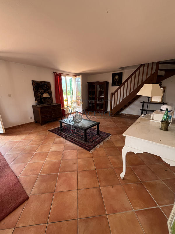 Villa - 190 m² - 6 pièces