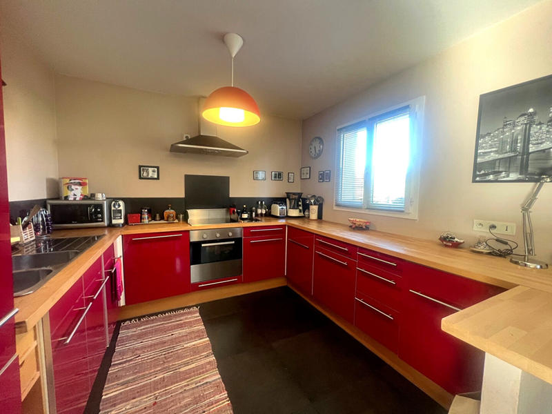 Maison - 143 m² - 6 pièces