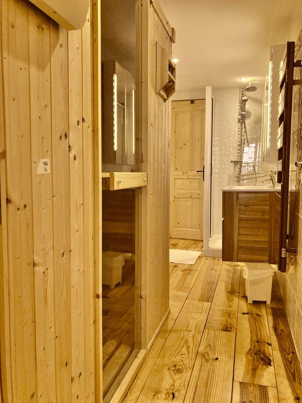 Corps de ferme - 421 m² - 15 pièces