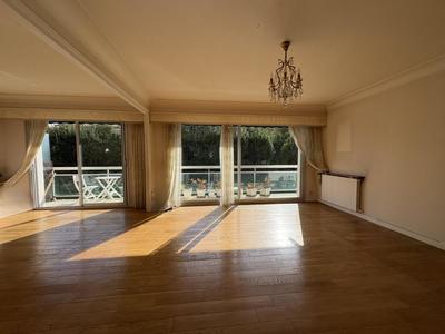 Appartement - 91 m² - 3 pièces