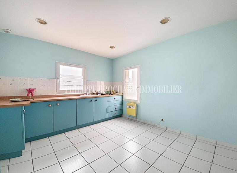 Local d'activités - 139 m² - 6 pièces