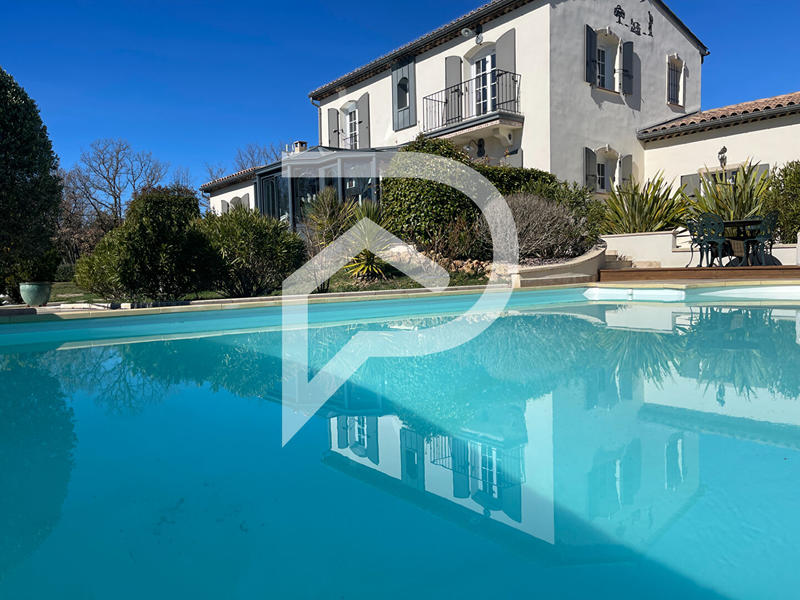 Villa - 200 m² - 5 pièces