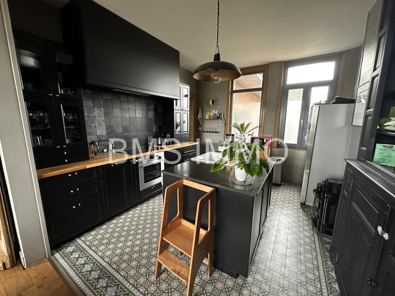 Maison - 158 m² - 6 pièces