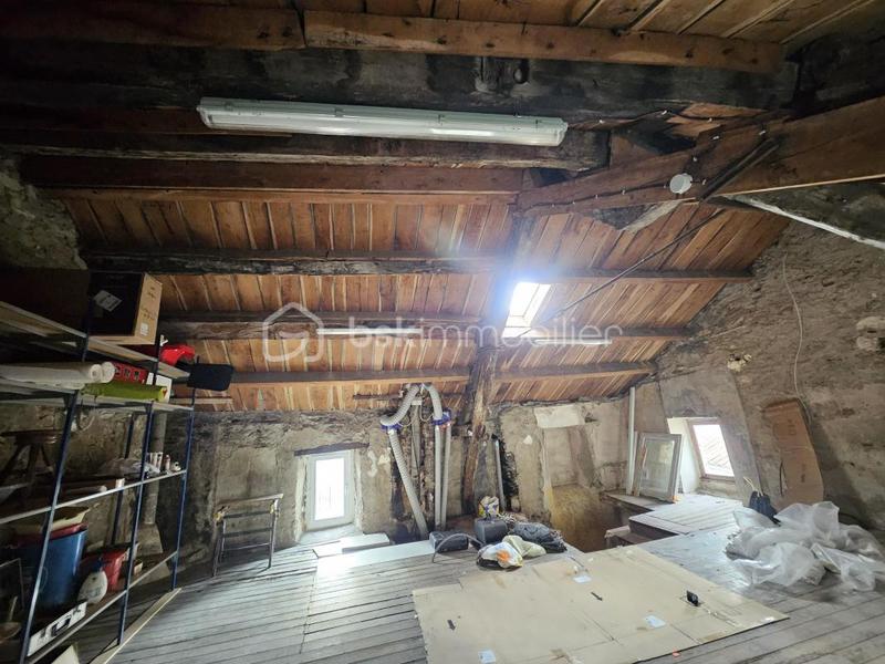 Maison de village - 214 m² - 4 pièces