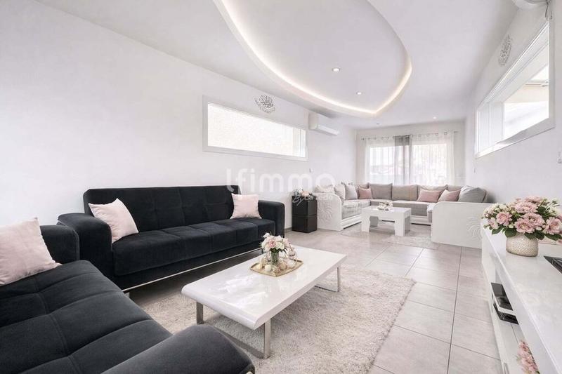 Maison - 117 m² - 6 pièces