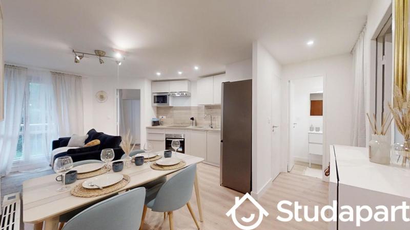 Chambre - 10 m² - 1 pièce