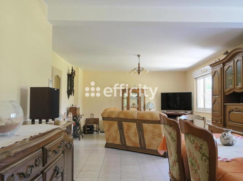 Maison - 115 m² - 6 pièces