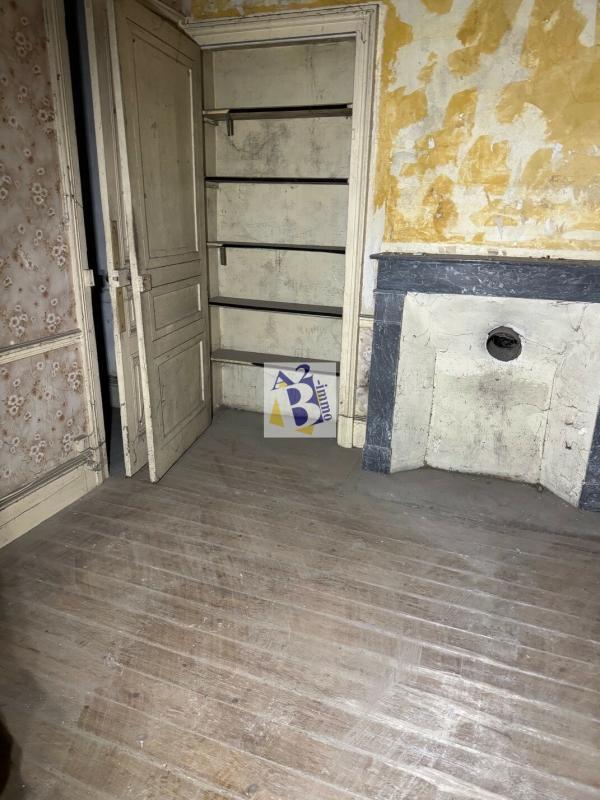 Maison de ville - 377 m²