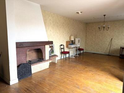 Maison - 93 m² - 5 pièces