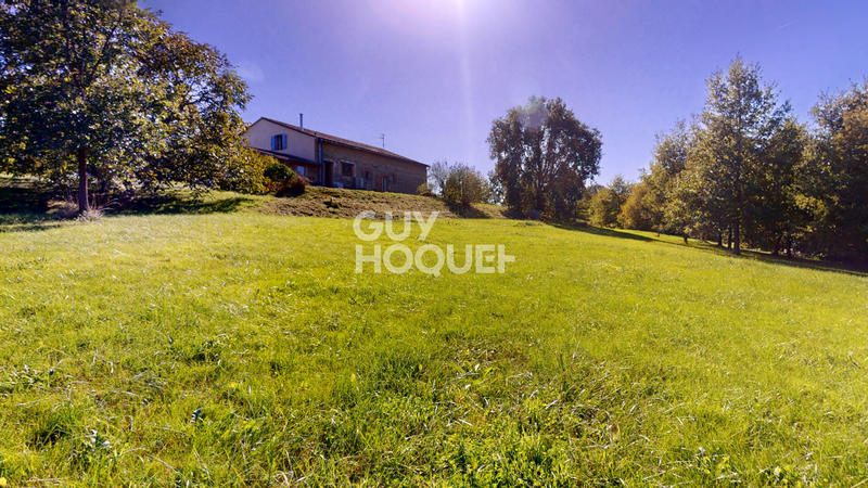 Maison - 225 m² - 7 pièces