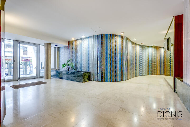 Appartement - 75 m² - 3 pièces