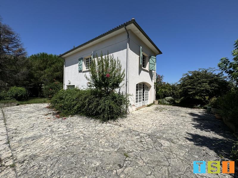 Maison - 153 m² - 6 pièces