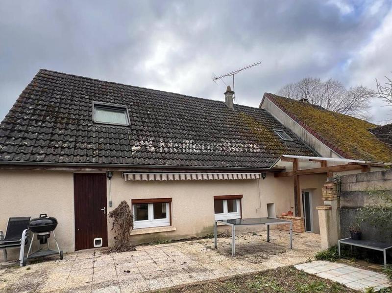 Maison de village - 150 m² - 8 pièces