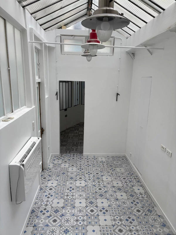 Local d'activités - 23 m²