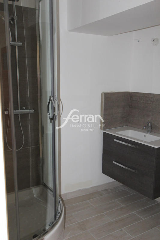 Appartement - 94 m² - 4 pièces