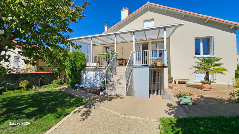 Maison - 145 m² - 7 pièces