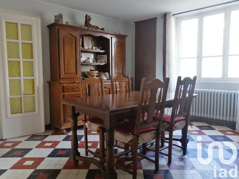 Maison - 98 m² - 5 pièces