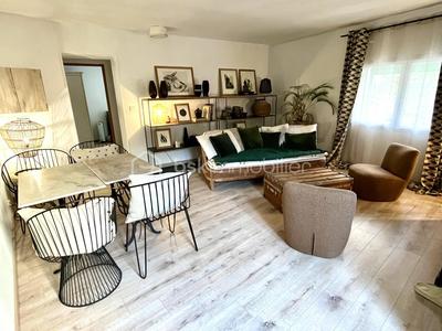 Local commercial - 328 m² - 10 pièces