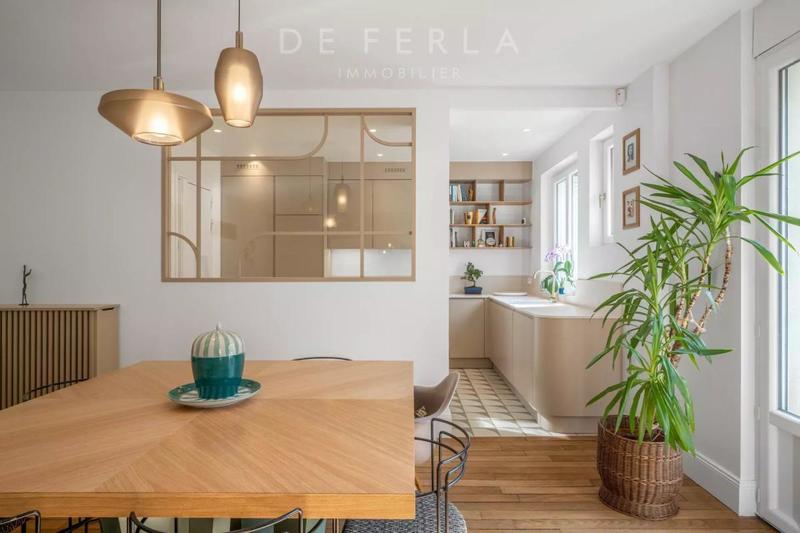 Appartement - 117 m² - 4 pièces