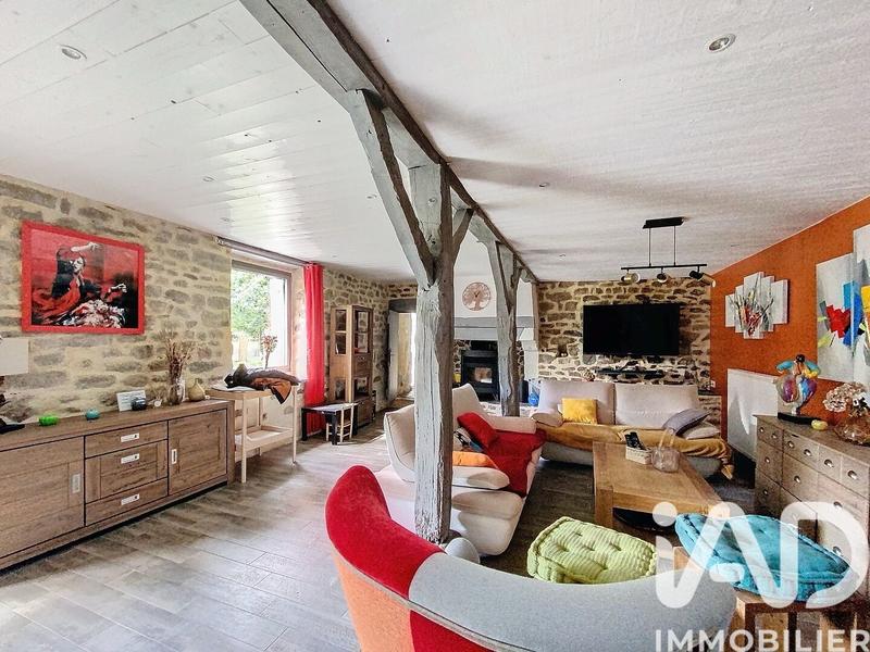 Maison - 226 m² - 7 pièces